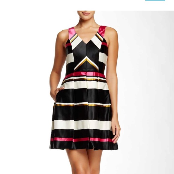 Trina Turk Bonnie Dress - Picture 1 of 3